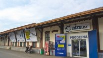 Útok na Alzu? Na internetu se prodávají údajná data zákazníků, firma únik odmítá