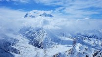 Na nejvyšší severoamerické hoře Denali zahynuli tři lotyšští horolezci