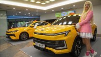 Čínská auta na hranici sil. Ruští taxikáři raději hýčkají staré hyundaie a škodovky