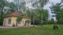 Na Kampě obnoví za 52 milionů stromy, cesty i zábradlí, přibudou pítka a mlžítka
