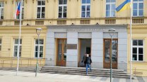 Profesor odešel kvůli údajné šikaně na jedné z fakult Masarykovy univerzity. Děkan ji vylučuje
