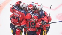 Červenka začal tak, jak skončil. Pak ale kousal prohrané derby s Hradcem