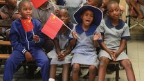 Číňané si oblíbili Zimbabwe. Hlavní město se díky nim mění před očima