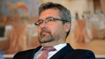 Nejde o Babiše. Ministr zemědělství promluvil k přelomovému prodeji půdy