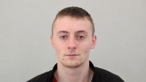 Policie pátrá po devětadvacetiletém muži z Aše. Má nastoupit do vězení za krádež