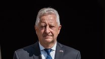 Armáda není v personální krizi, nové vojáky nelákají jen peníze, tvrdí Zůna