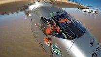 Vážil jako auto, rozpětí měl jako boeing. Příběh solárního letu, který přepsal historii