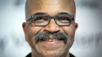 O rasismu se bojíme mluvit, humor pomáhá tento strach překonat, říká herec Jeffrey Wright