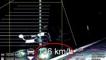 Řidič mercedesu se řítil obcí na Trutnovsku rychlostí 136 km/h