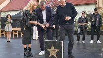 Miroslav Donutil má svoji zlatou hvězdu ve chodníku slávy ve Velké Bíteši