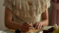 KVÍZ: Šatlava je hračka. Ale co šlojíř nebo křehtík? Opravdu znáte význam těchto českých slov?